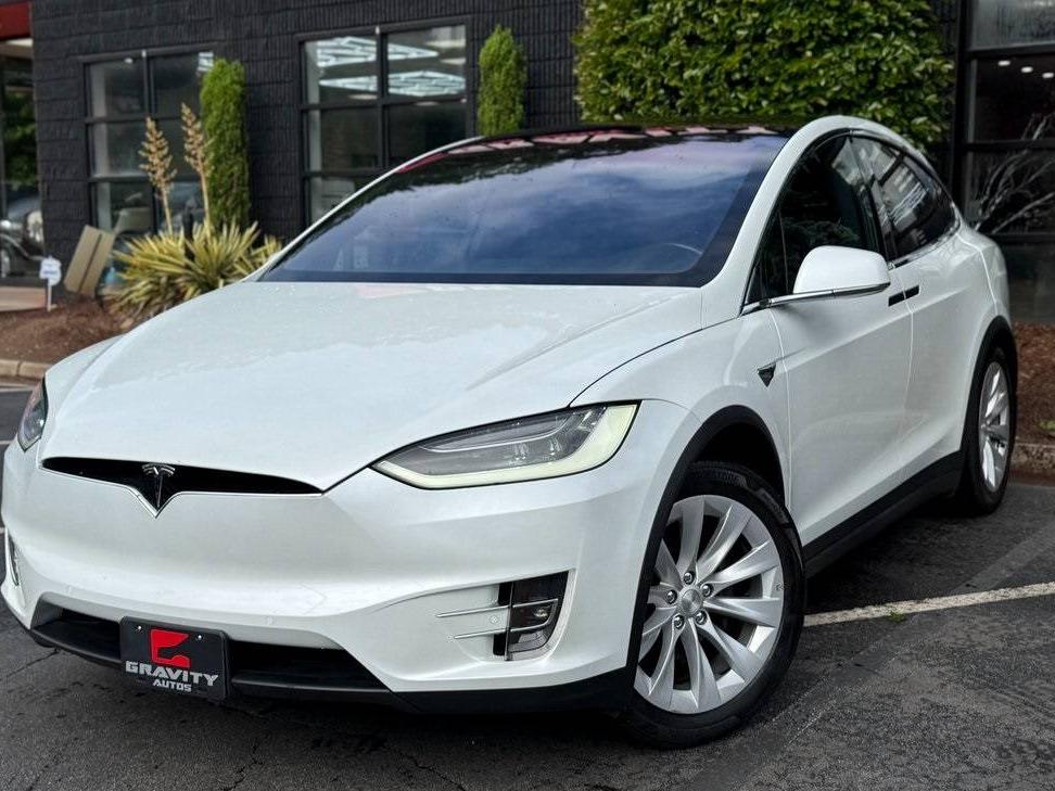 TESLA MODEL X 2018 5YJXCDE27JF141478 image